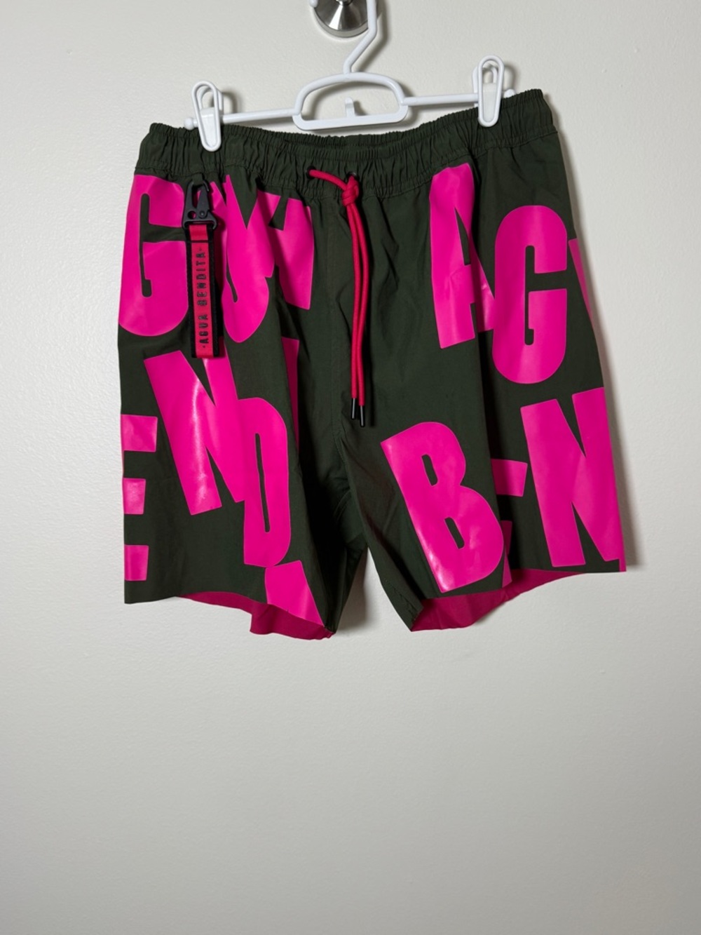 Agua Bendita Neon Pink Logo Swim Trunks Men’s 34 Green Graphic NWT Statement